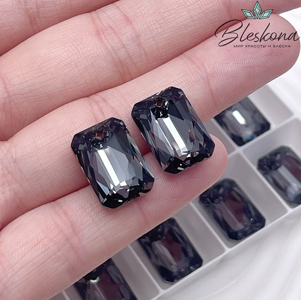6435 Emerald Cut 16 мм Crystal Silver Night (SINI)