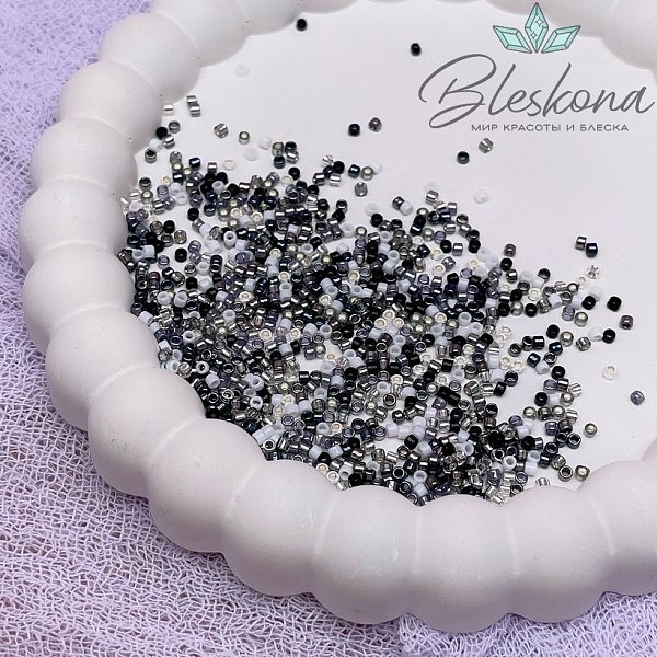 Бисер TOHO round 11/0 цвет №60-046 (микс)