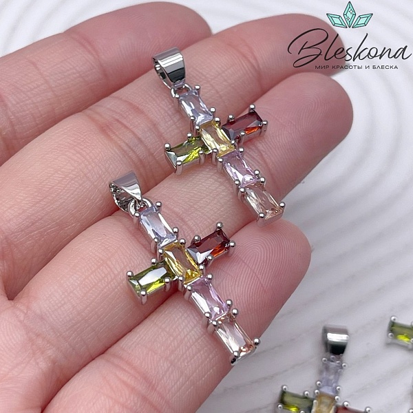 28*16 мм Цвет серебро, Подвеска крест цирконы микс