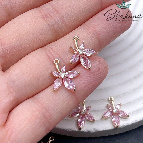 16,2*13,5 мм Цвет золото, Подвеска цветок розовые цирконы 