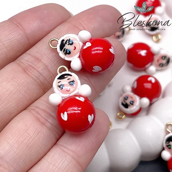 24,5*12,5 мм, Цвет золото, Подвеска Неваляшка мини красная белые сердечки 
