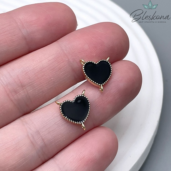 Коннектор сердце черная эмаль, цвет золото 10,5*11,5мм 