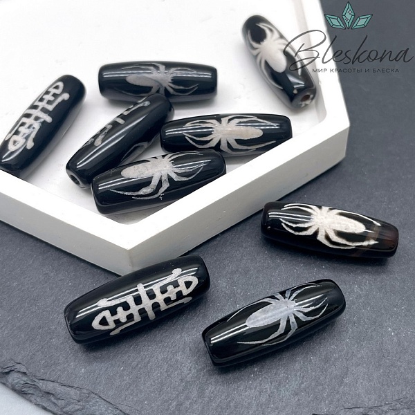 Бусина Дзи Паук и Сау черно-белый бочонок 30*11 мм