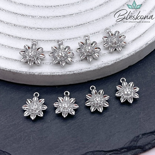 11,7*10 мм Цвет серебро, Подвеска ромашка цирконы 