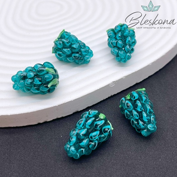22*15 мм Бусина малина прозрачно- бирюзовая