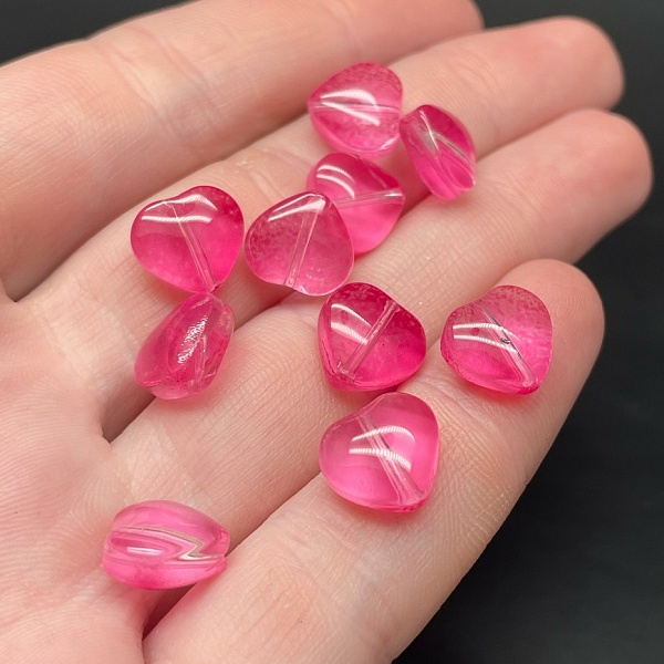 10 мм, Стекло сердце малиновое  уп.10 шт 