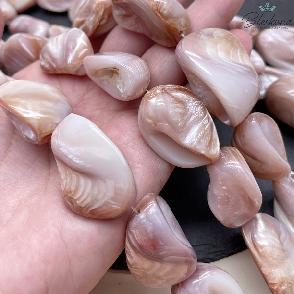 Перламутр галтовка 21-23 мм