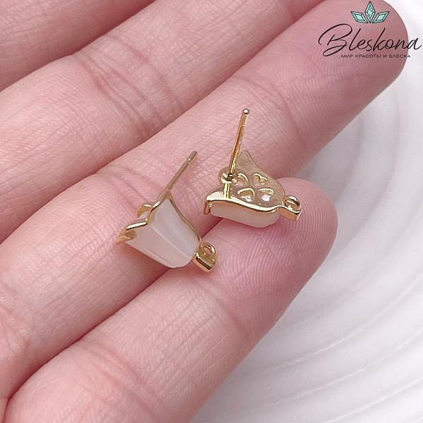 10,6*9 мм Цвет золото, Пусеты тюльпан перламутр Этно