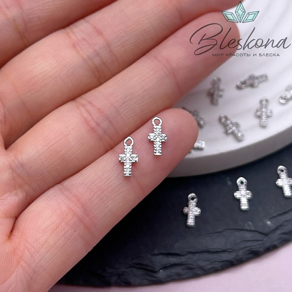 9*4,4 мм Цвет серебро, Крест мини с цирконами  