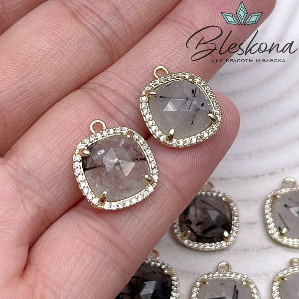 14 мм, цвет золото ,Подвеска квадрат Турмалиновый кварц в обрамлении цирконы