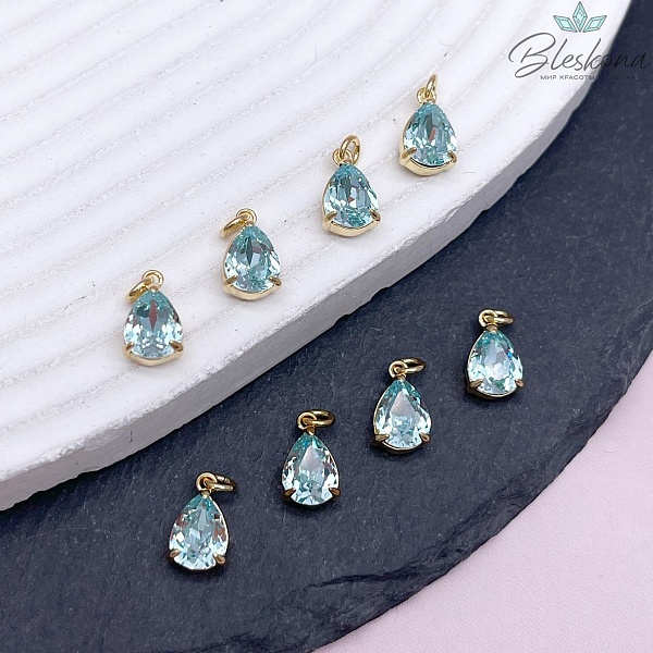 11*7 мм, Цвет золото, Подвеска капля светло-синий циркон