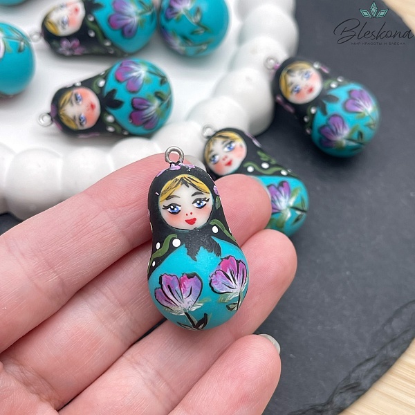 30*20 мм, Цвет серебро, Подвеска Матрешка сине-бирюзовая расписная