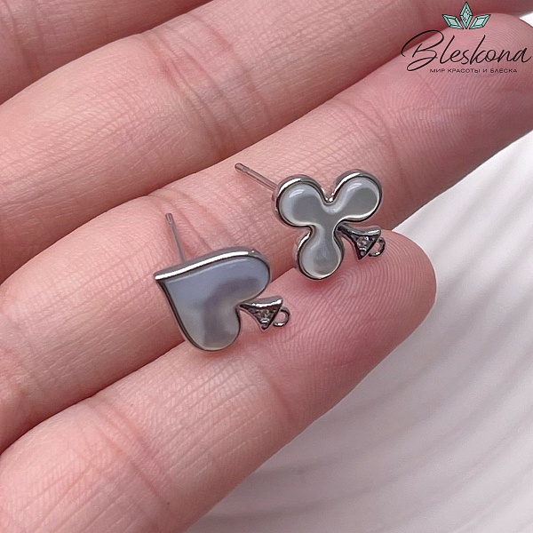 14*11 мм Цвет серебро, Пусеты Карточные масти