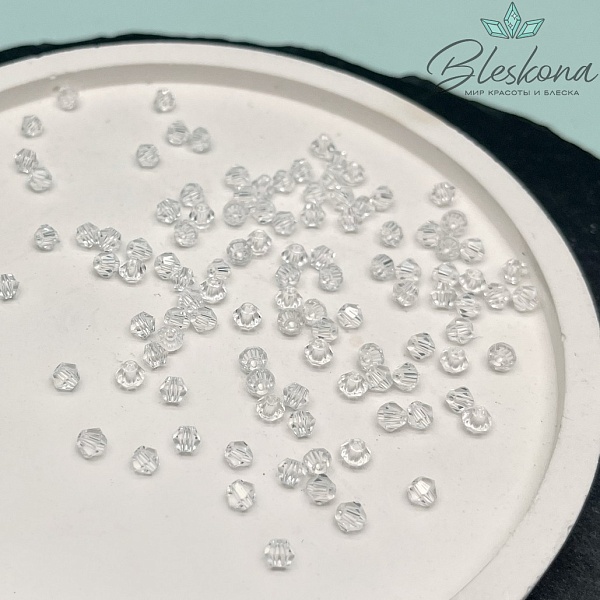 Чешское стекло №126 цвет №01 3,5 мм