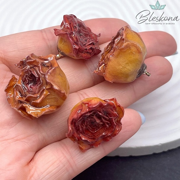 18-22 мм, Цвет золото, Подвеска роза в эпоксидной смоле № 9