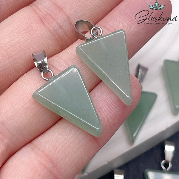 22,5*15 мм Цвет серебро, Подвеска треугольник Авантюрин зеленый