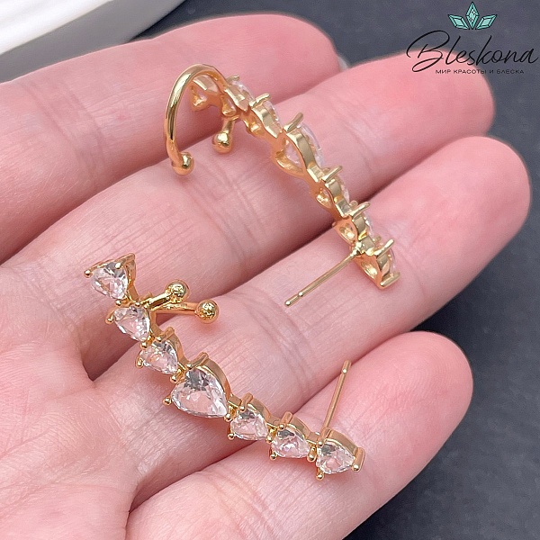 34*6,5 мм Цвет золото, Кафф сердечки цирконы (правый)