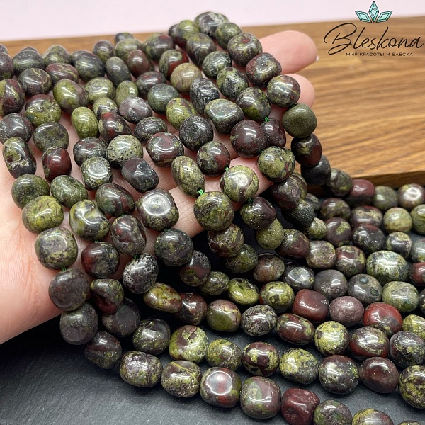 Яшма Кровь дракона галтовка (9-10)*(8-9) мм