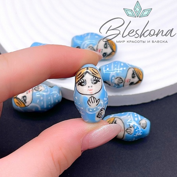 23*14 мм Керамика бусина матрёшка голубая