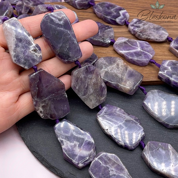 Аметист плоский фриформ (26-42)*(18-28) мм