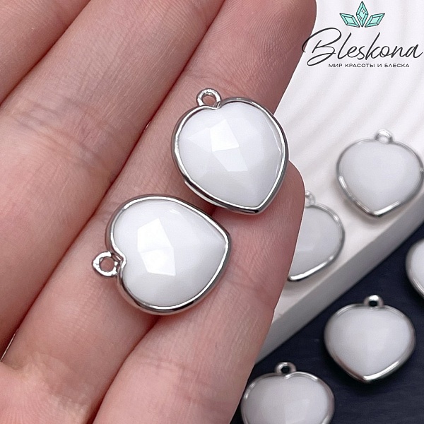 16,3*18,7мм,Цвет серебро,Подвеска Сердце Белый агат имитация огранка