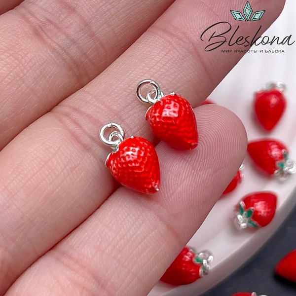 11*7 мм, цвет серебро, Подвеска клубничка эмаль 