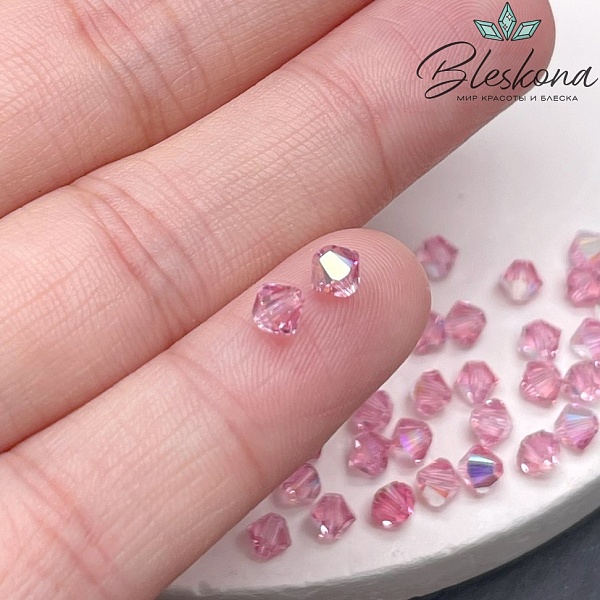 5328 Xilion Bicone 4 mm Light Rose AB уп. 20шт