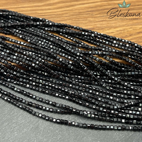 Кварц черный тонированный куб 2*2мм