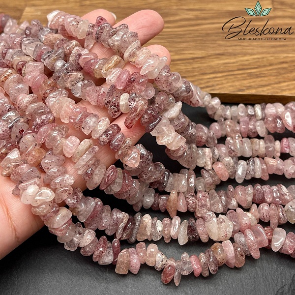 Кварц клубничный сколы шлифованные (2-4)*(10-14) мм