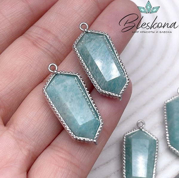 13,5*30мм, цвет серебро ,Подвеска Шестиугольник Амазонит в обрамлении цирконы
