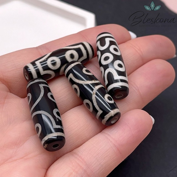 Бусина Дзи 7 глаз черно-белый бочонок 30*11 мм