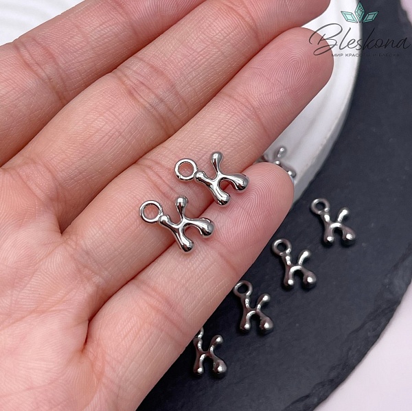 13 мм Цвет серебро, Буква гладкая K