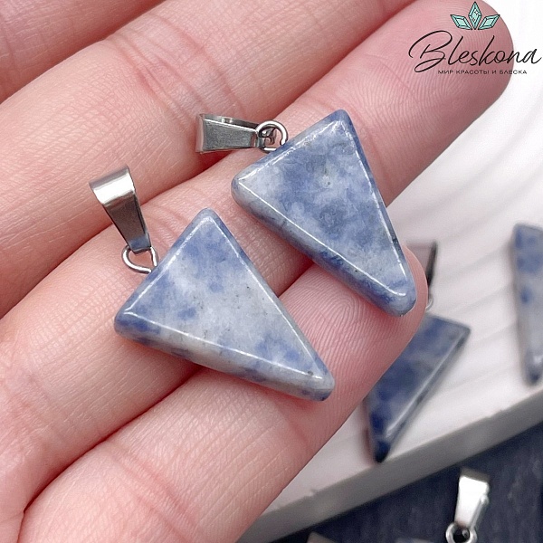 22,5*15 мм Цвет серебро, Подвеска треугольник Яшма синяя пятнистая