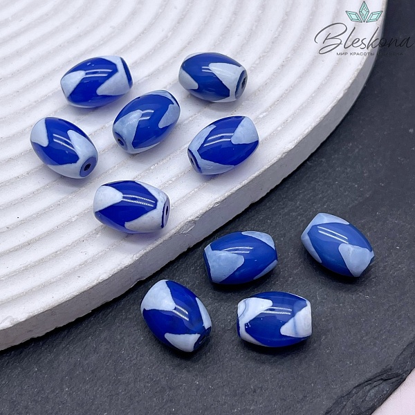 Бусина Дзи Тигриный клык сине-белый бочонок 10*14 мм