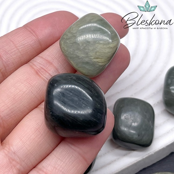 Кварц Рутиловый галтовка 19-25 мм