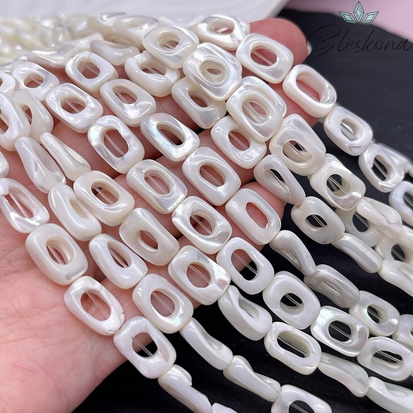 Перламутр белый прямоугольник фриформ 12*8 мм