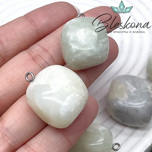(24-27)*(18-22) мм Цвет серебро, Подвеска фриформ Жадеит