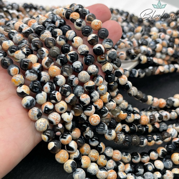 Агат черный светло-оранжевые разводы (имитация) 6 мм