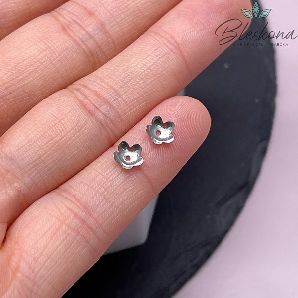 6 мм Цвет серебро, Шапочка цветочек гладкий