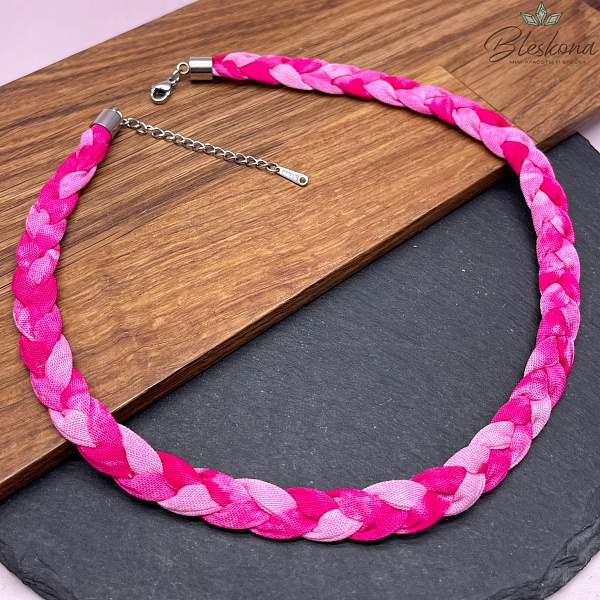 Шнурок косичка под кулон цвет ярко- розовый, серебро 40 см