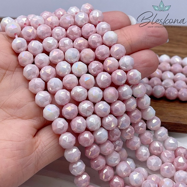 Стекло Lux бледно-  розовое огранка острая 8 мм