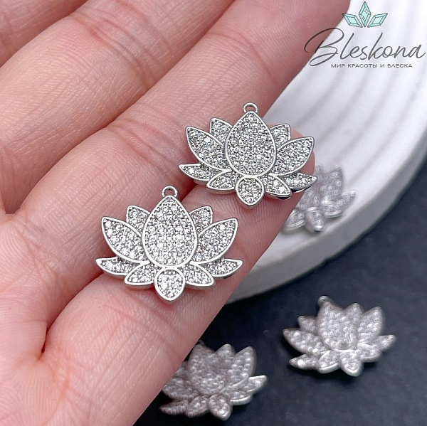 16,5*19,4 мм Цвет серебро, Подвеска лотос белые цирконы