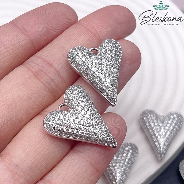 24*19,5 мм Цвет серебро, Подвеска сердце цирконы