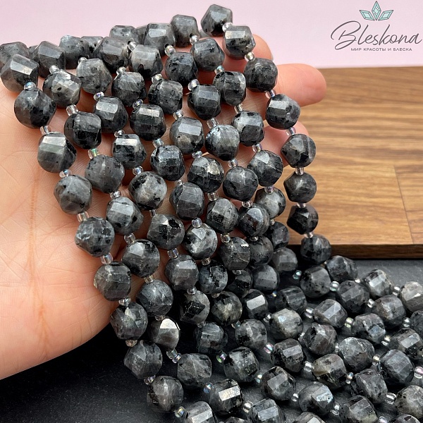 Ларвикит (Лабрадорит) огранка прямоугольная 10 мм