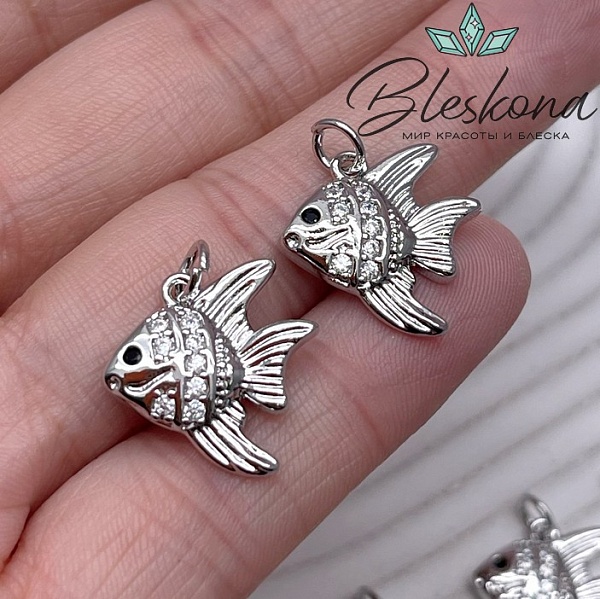 16,5*17 мм Цвет серебро, Подвеска рыбка с цирконами