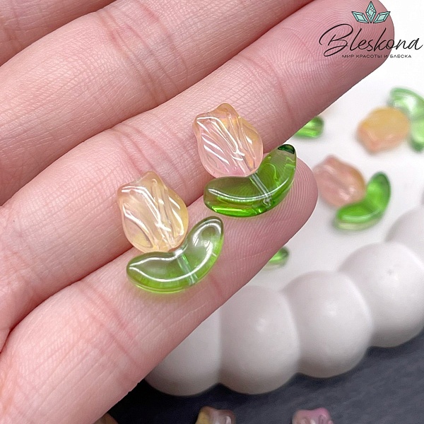 15*13 мм Бусина тюльпан №6 штучно