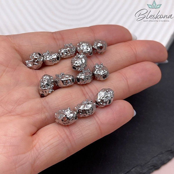 10*8 мм Цвет серебро, Бусина фактурная фриформ с цирконом