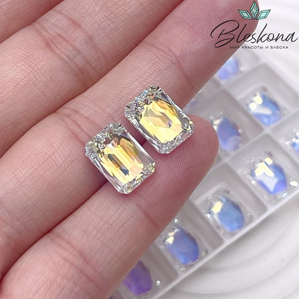 6435 Emerald Cut 11,5 мм Crystal Aurore Boreale (AB)