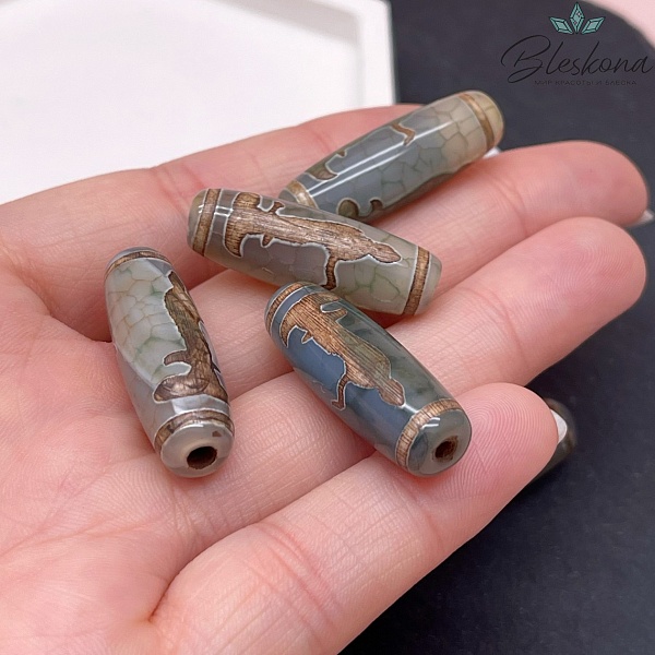 Бусина Дзи Гуань Инь зелено-коричневый бочонок 30*11 мм