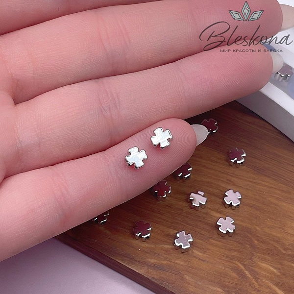 5 мм Цвет серебро, Бусина Клевер гладкая